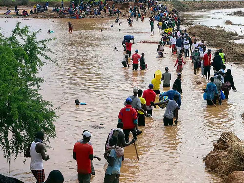 Число жертв наводнений на юге Эфиопии возросло до 64