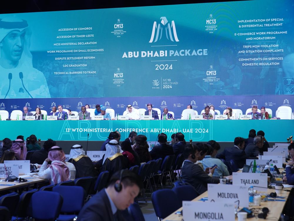 WTO का 13वां मंत्रिस्तरीय सम्मेलन अबू धाबी घोषणा के साथ संपन्न हुआ, जिसमें प्रमुख व्यापार और विकास समझौते सुरक्षित हुए