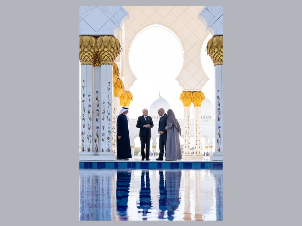 Italian President visits Sheikh Zayed Grand Mosque in Abu Dhabi
