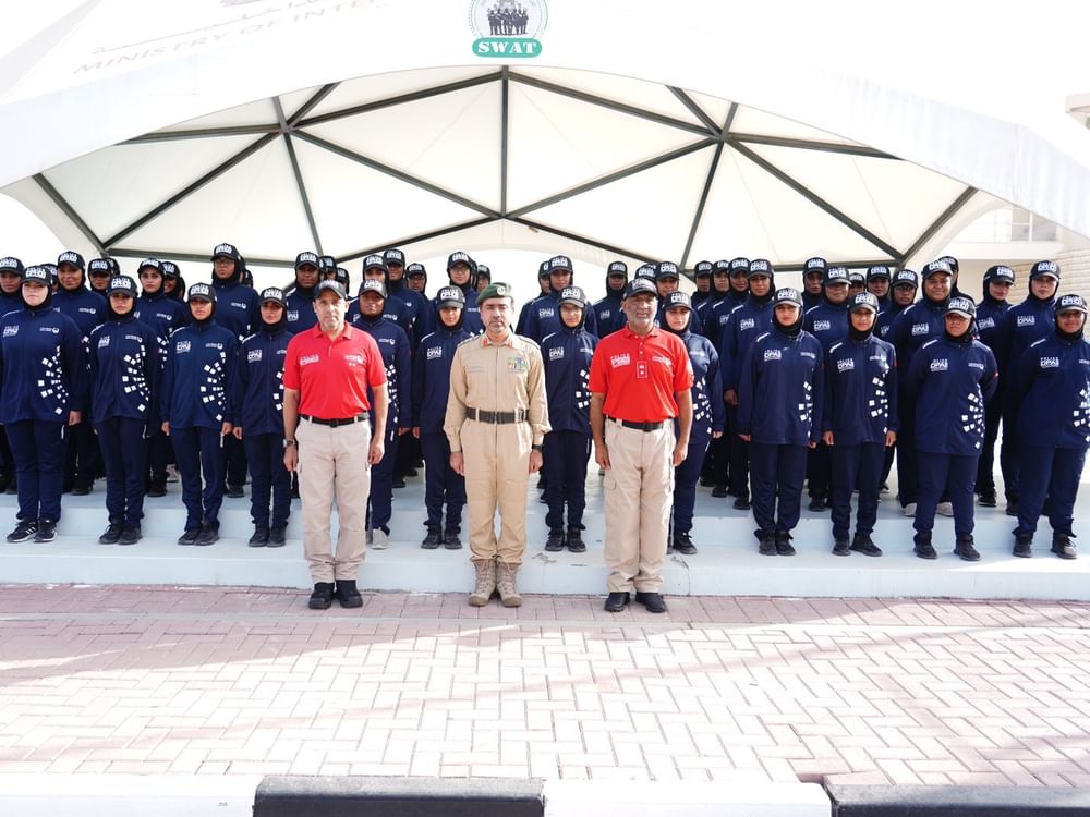迪拜警方1RF课程两批女警官毕业