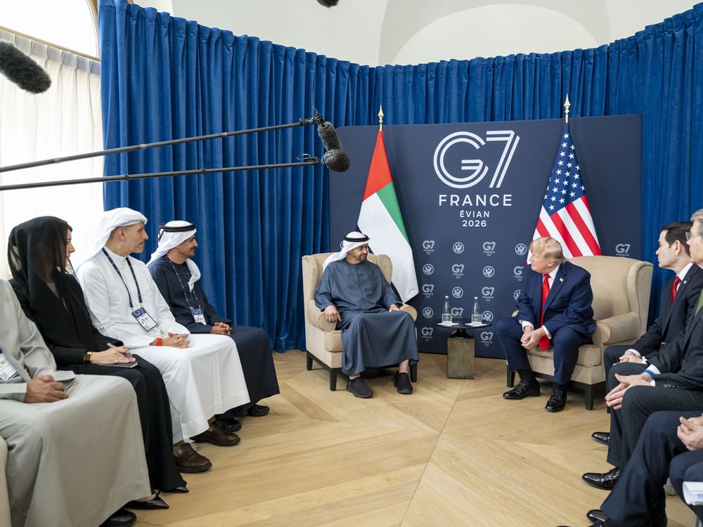 Presidentes dos Emirados Árabes Unidos e dos Estados Unidos discutem cooperação estratégica à margem da cúpula do G7