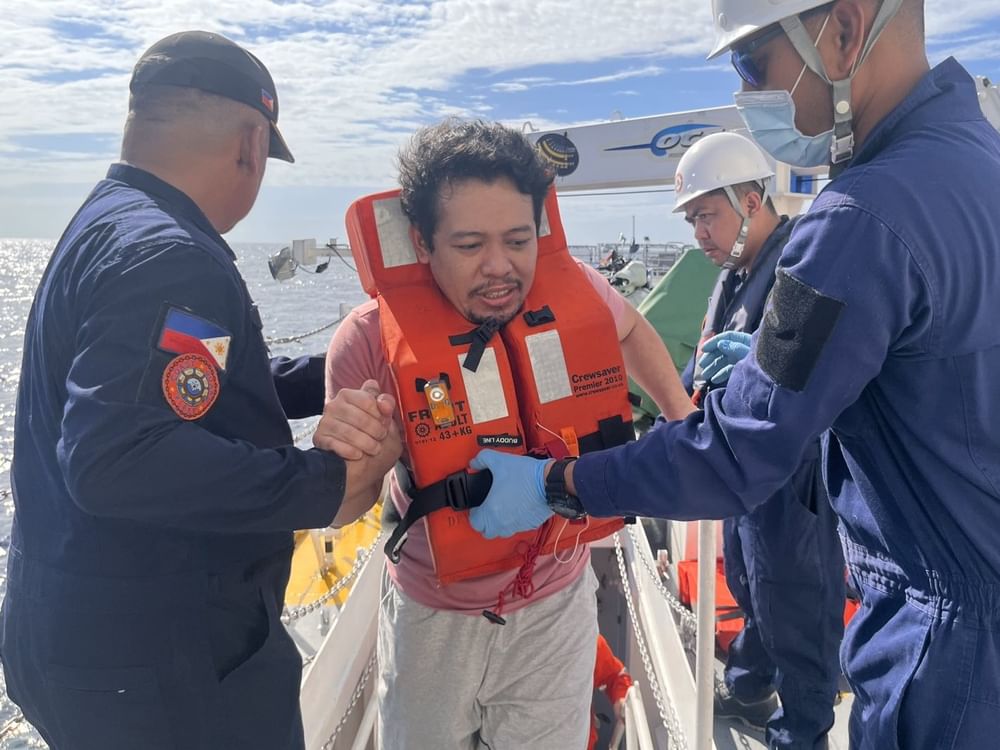 Over 50 dead following ferry sinking in Philippines