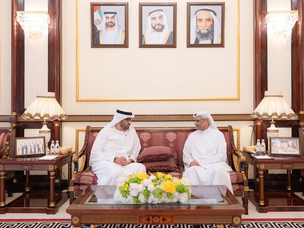 Fujairah Ruler receives Minister of Industry and Advanced Technology
