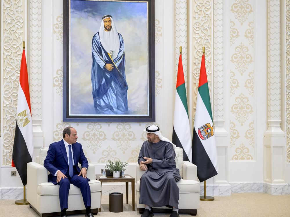 UAE and Egyptian Presidents discuss cooperation and regional developments