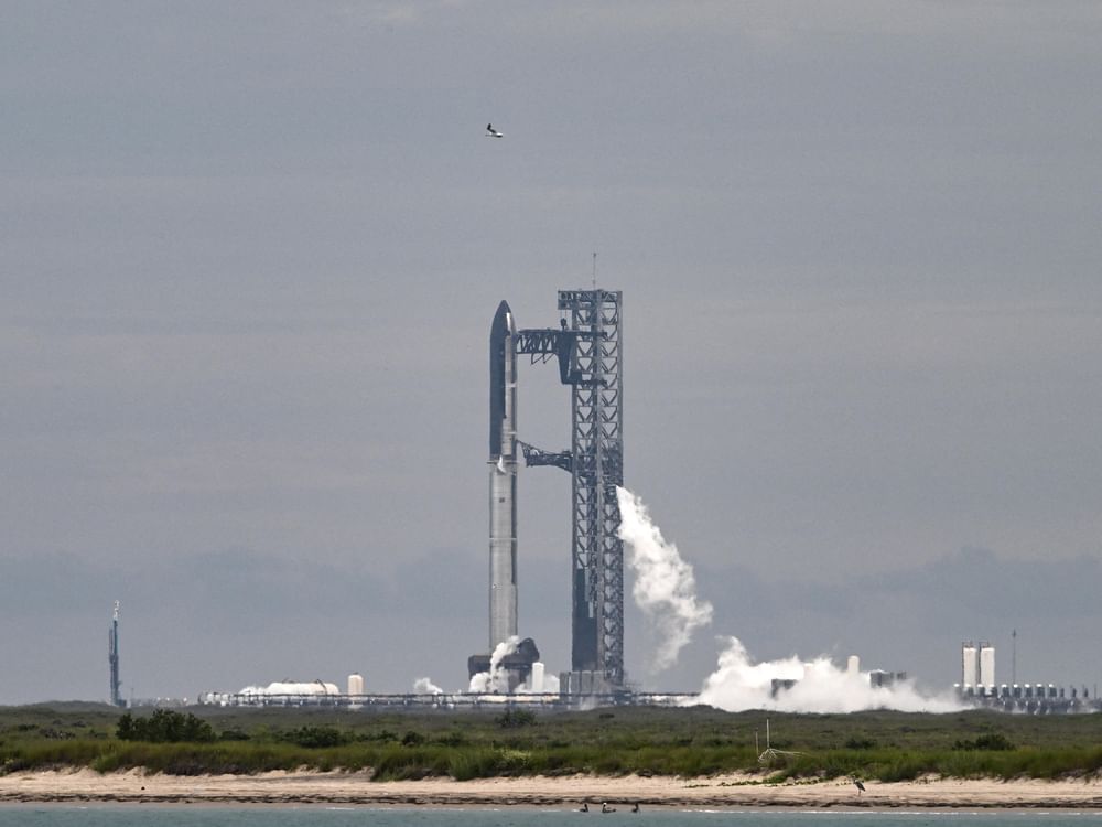 SpaceX postpones Starship test flight