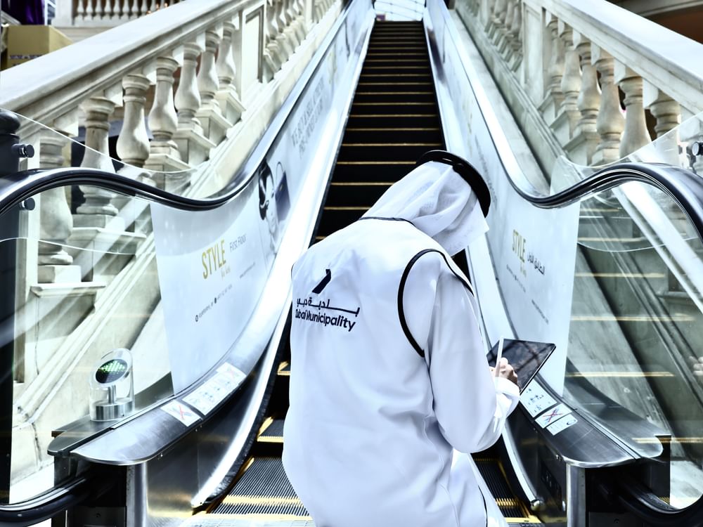 Dubai Municipality receives International Safety Award from British ...