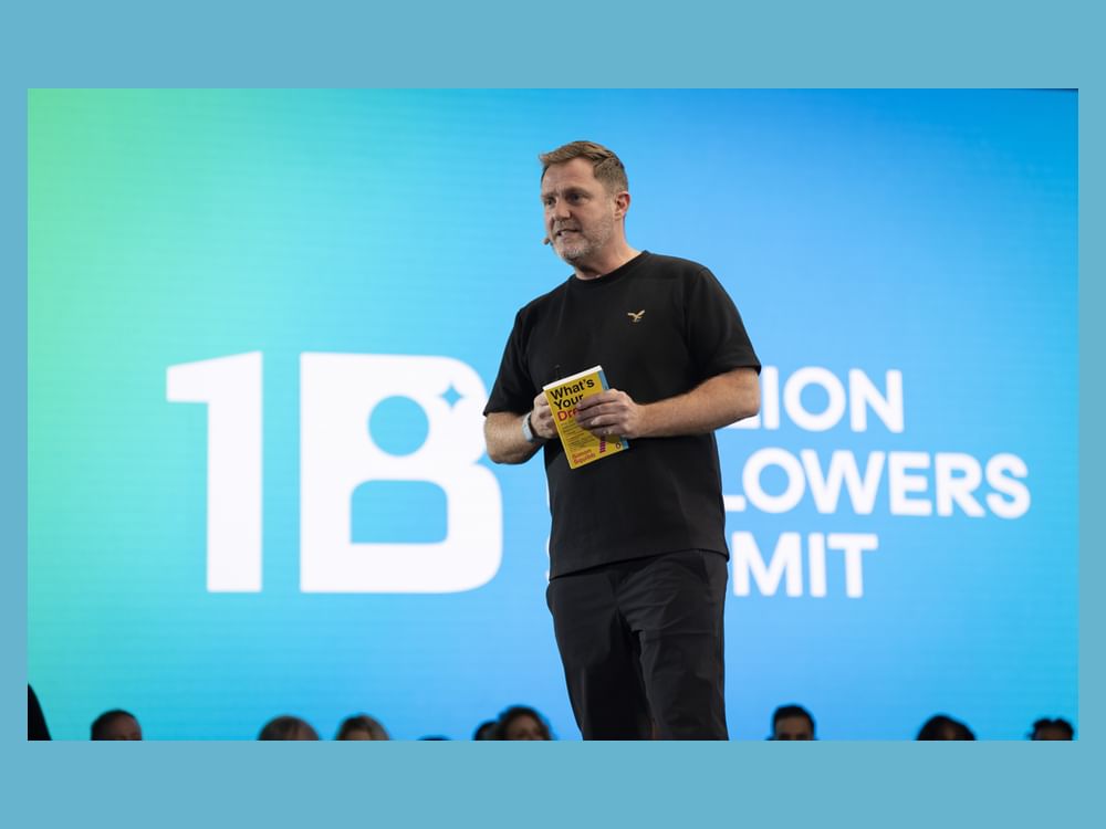 سايمون سكويب: جائزة قمة المليار متابع ساهمت في تغيير حياة الآلاف خلال عام