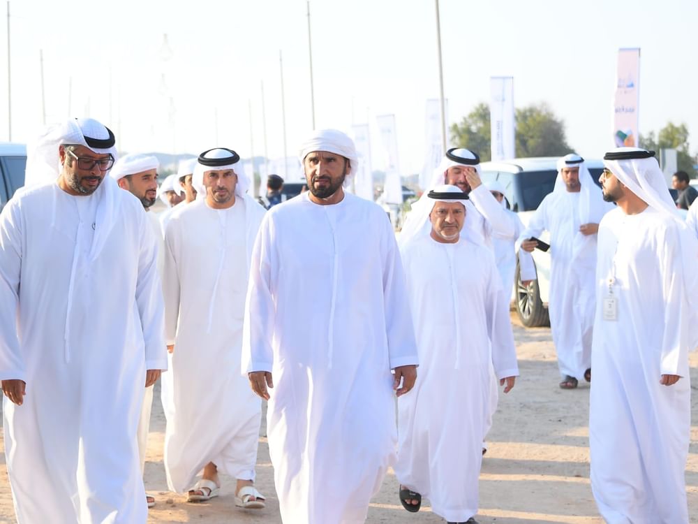 أحمد بن حمدان آل نهيان يزور مهرجان سباق دلما التاريخي