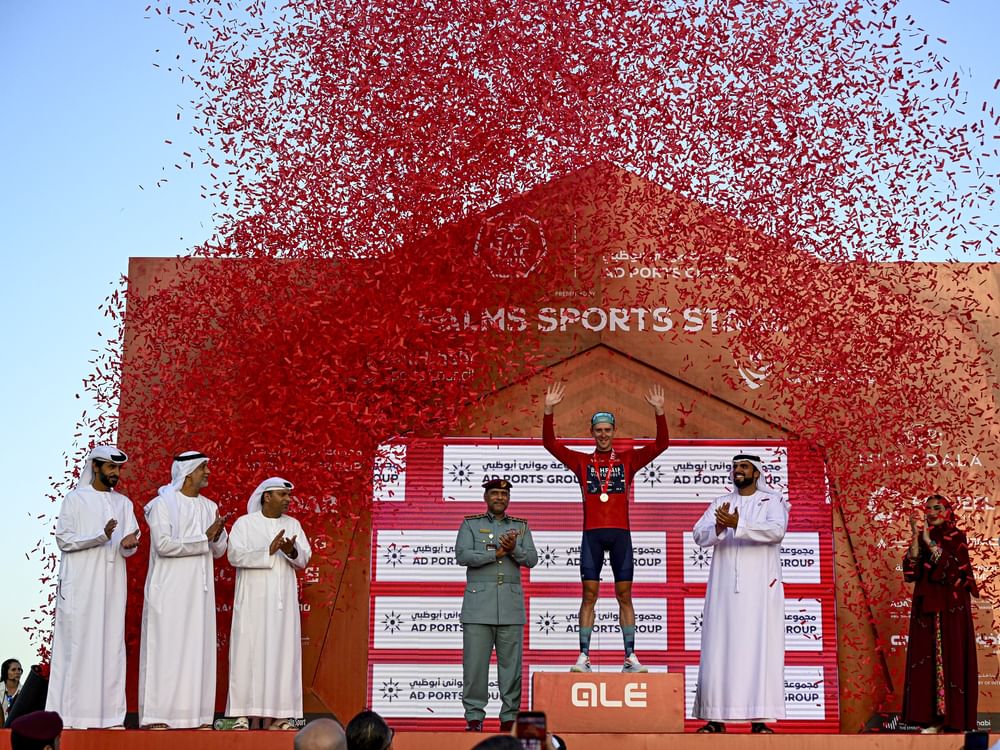 الإيطالي جوناثان ميلان يفوز بالمرحلة الرابعة من طواف الإمارات 2026