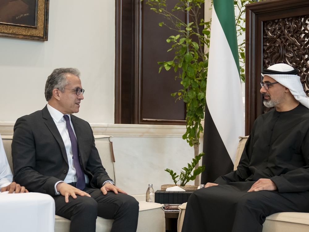 خالد بن محمد بن زايد يستقبل مدير عام منظمة الأمم المتحدة للتربية والعلم والثقافة "اليونسكو" 