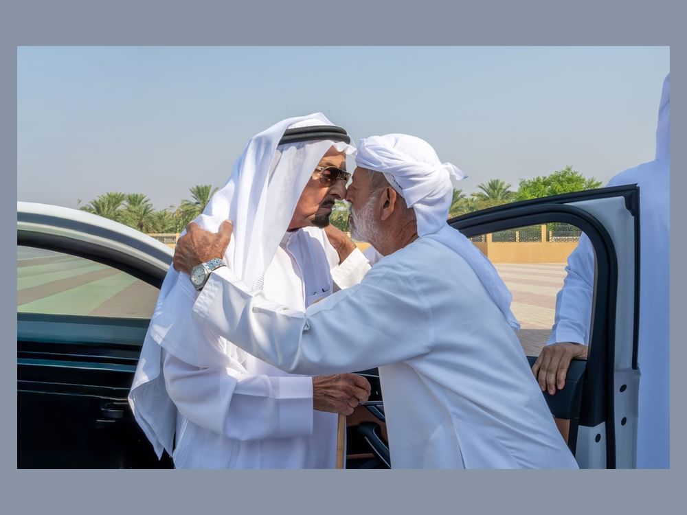 حميد بن راشد يقدم واجب العزاء في وفاة محمد علي السويحي