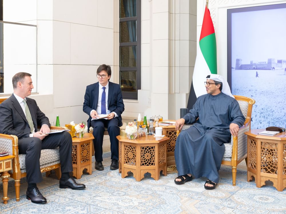 Mansour bin Zayed receives Russian Deputy Prime Minister