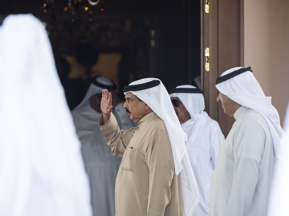 UAE President visits King of Bahrain at his residence in Abu Dhabi