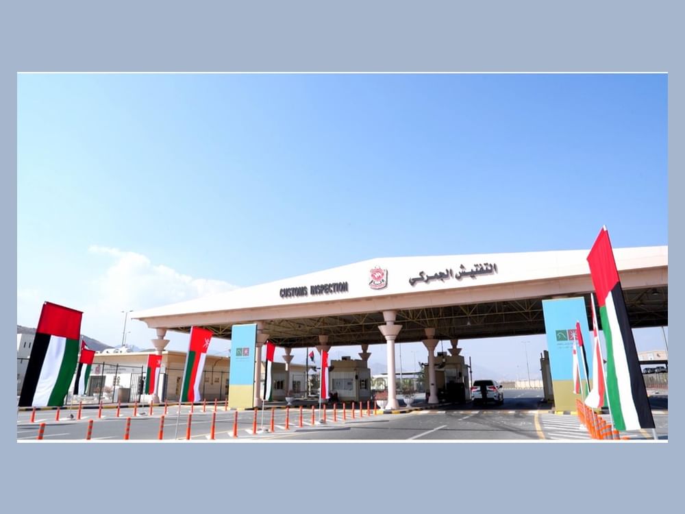 منافذ الشارقة الحدودية تؤكد جاهزيتها لاستقبال أكثر من 150 ألف مسافر خلال عيد الفطر