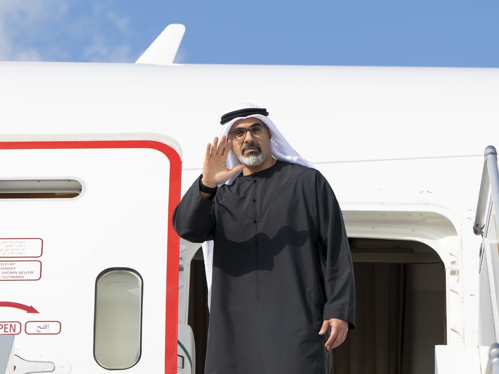 ولي عهد أبوظبي يغادر كوريا بعد المشاركة في أعمال منتدى التعاون الاقتصادي لدول آسيا والمحيط الهادئ