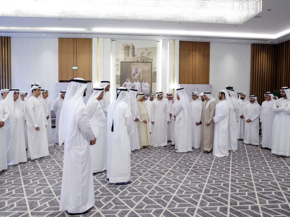 Hamdan bin Mohammed meets with more than 200 local dignitaries and families from Deira