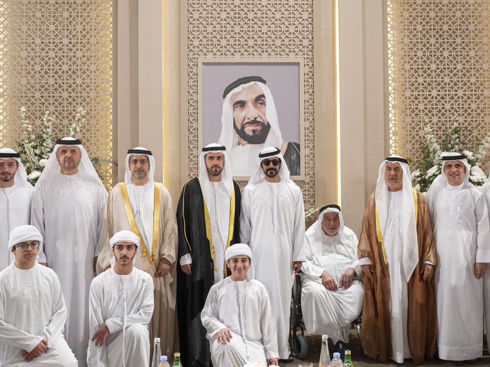 خليفة بن طحنون يحضر حفل استقبال بمناسبة زفاف محمد يونس حاجي عبدالله الخوري