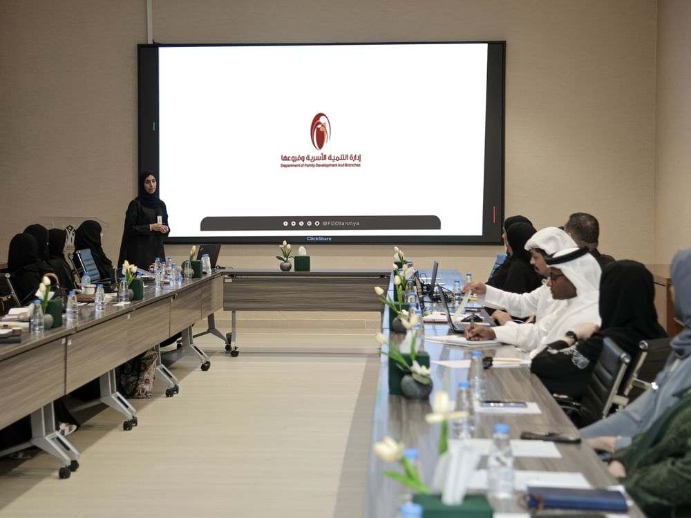 التنمية الأسرية بالشارقة تستعرض أهداف مشروع سجل المخاطر الاجتماعية