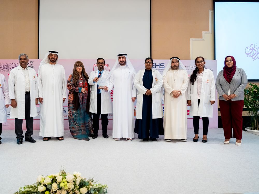 برعاية الشيخة فاطمة بنت زايد .. جمعية أم المؤمنين بعجمان تختتم فعاليات "شهر عجمان الوردي"