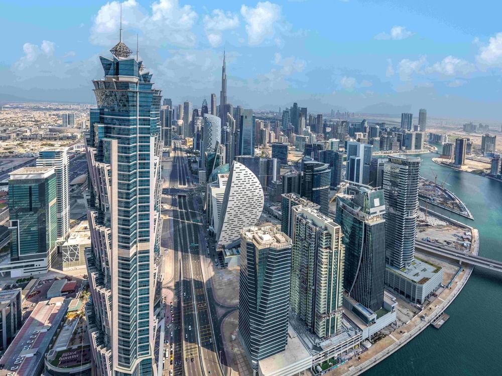 أداء قياسي للقطاع العقاري في دبي خلال النصف الأول من 2025