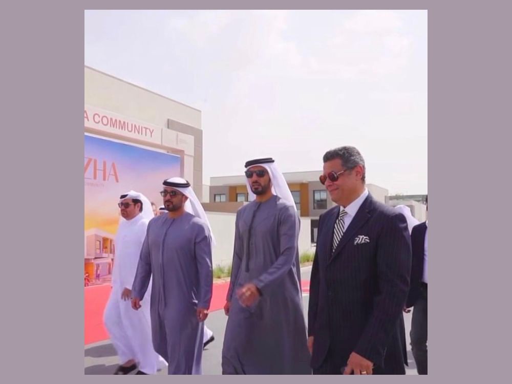 عبدالعزيز وراشد بن حميد النعيمي يزوران مشروع "أزهى" السكني بعجمان