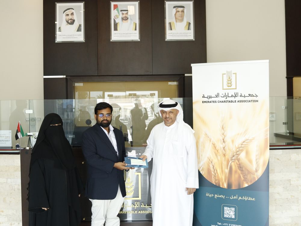 "الإمارات الخيرية" تدعم 600 طالب وطالبة ضمن حملة "صنّاع الأمل" 