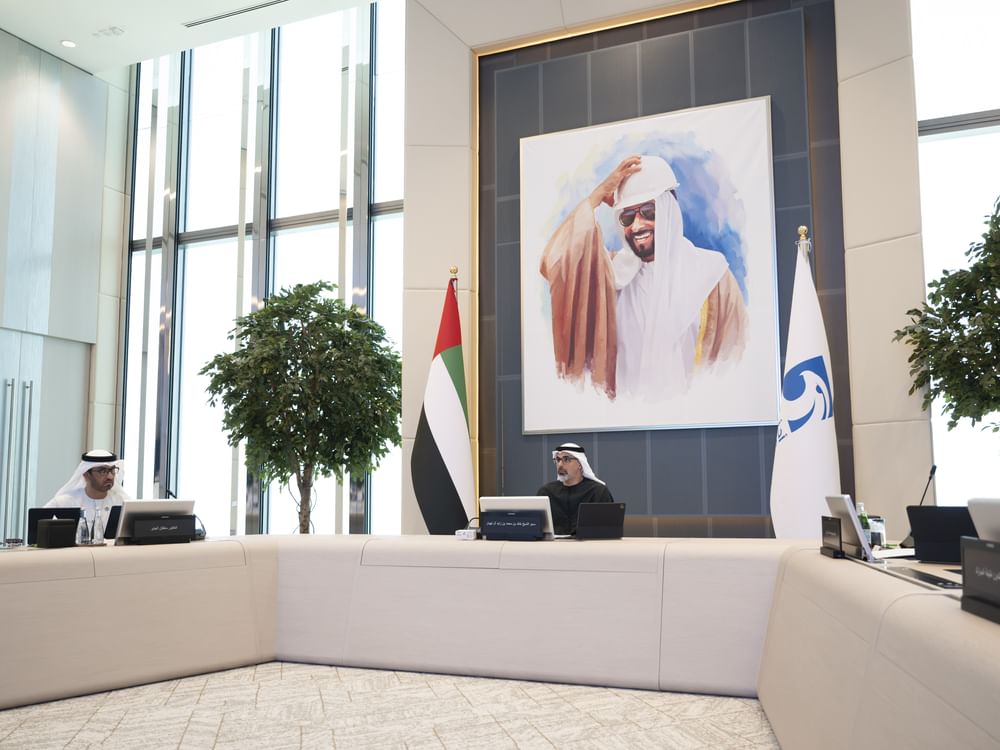 خالد بن محمد بن زايد يترأس اجتماع اللجنة التنفيذية لمجلس إدارة "أدنوك"