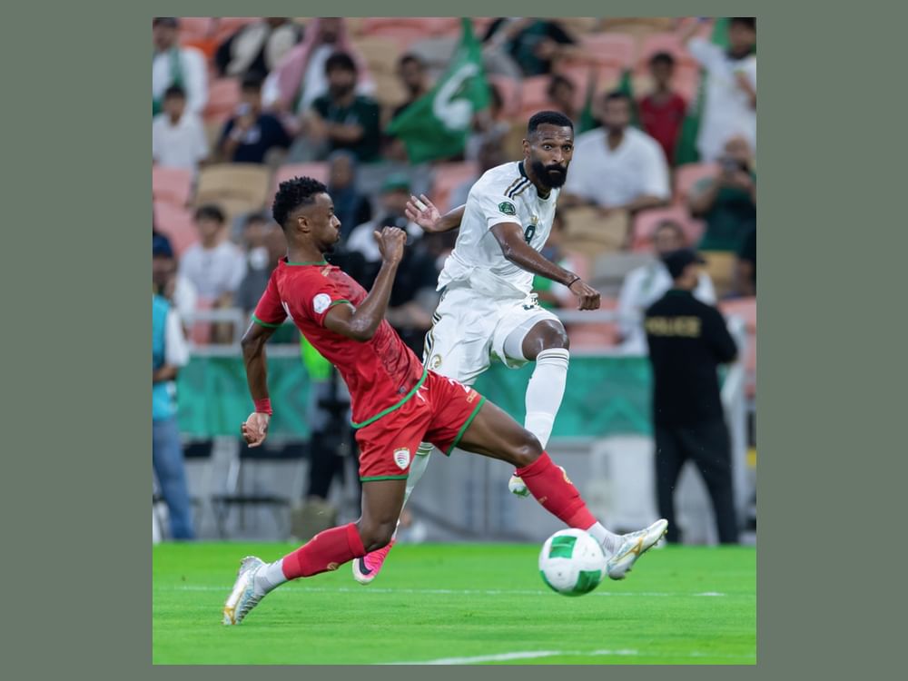 منتخب السعودية يفوز على نظيره العماني ويتأهل لنصف نهائي "خليجي 27"