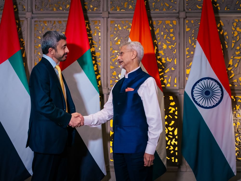 Abdullah bin Zayed meets Indian Foreign Minister in Mumbai