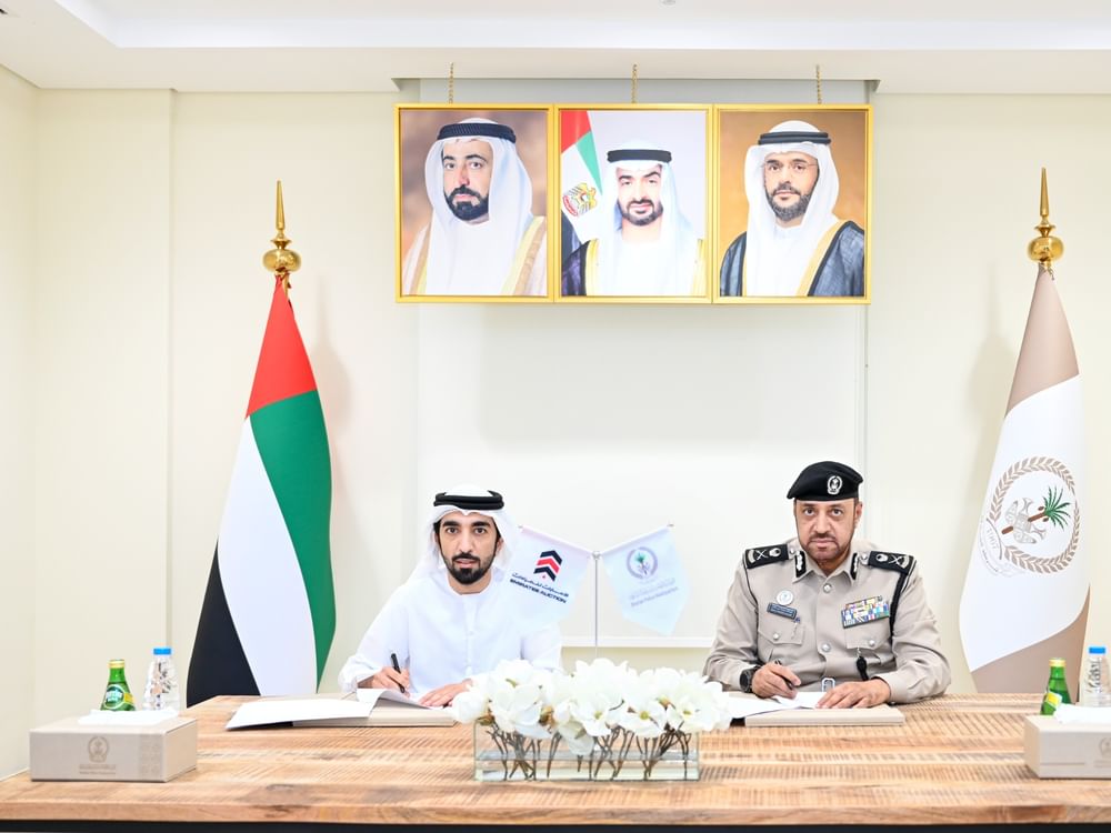 اتفاقية تعاون بين شرطة الشارقة والإمارات للمزادات لبيع الأرقام المميزة