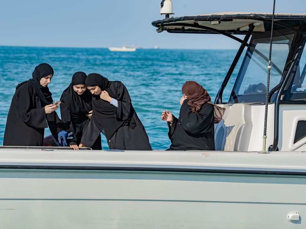 عائشة الحمادي تحرز لقب بطولة أبوظبي لصيد الأسماك 