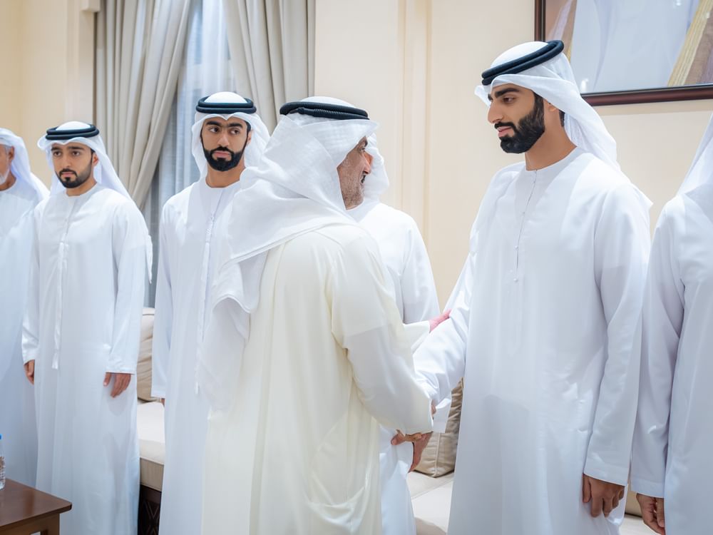 حميد وراشد بن عمار يقدمان واجب العزاء في وفاة عبدالله مبارك المزروعي