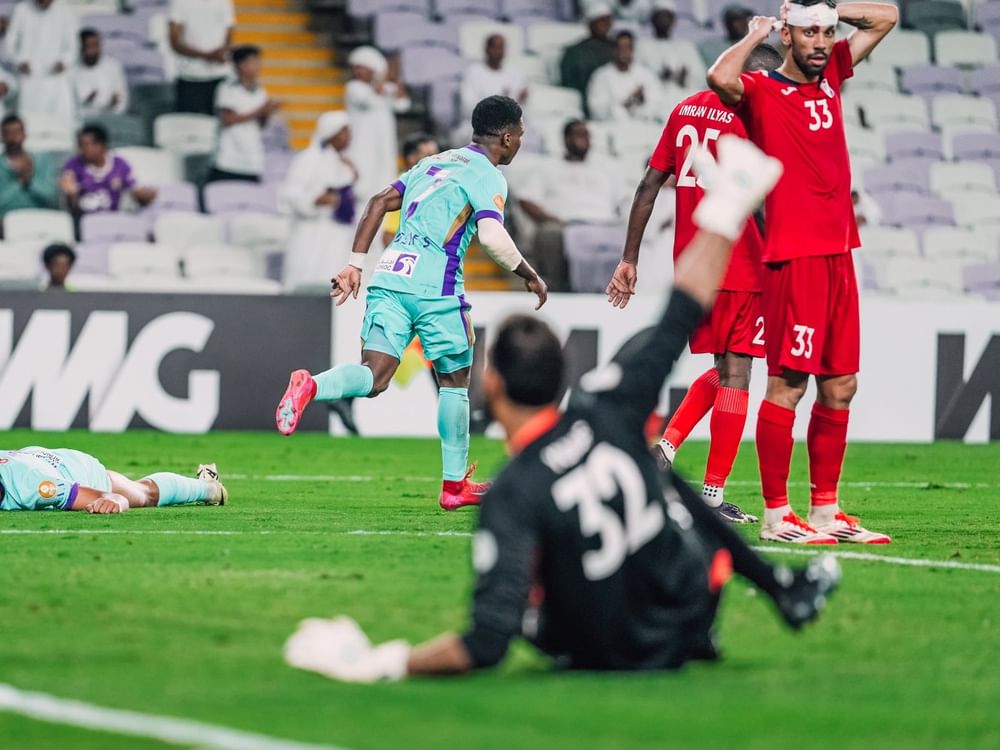 العين يفوز على سترة البحريني في دوري أبطال الخليج للأندية