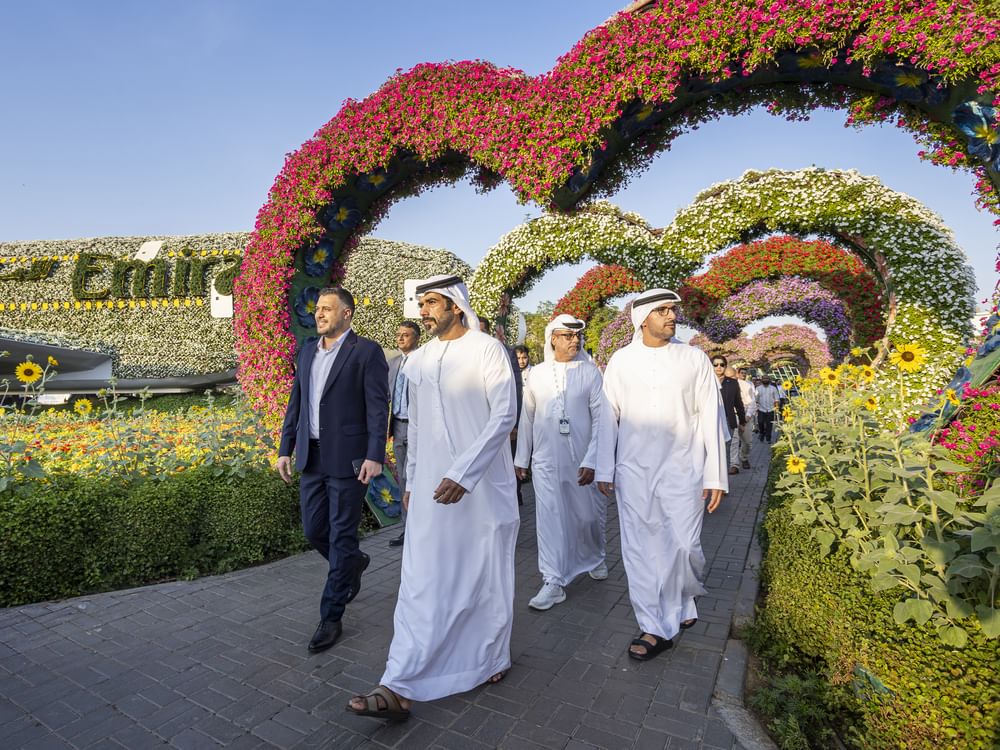Theyab bin Tahnoon inaugura la 14.ª temporada de Dubai Miracle Garden con nuevas atracciones
