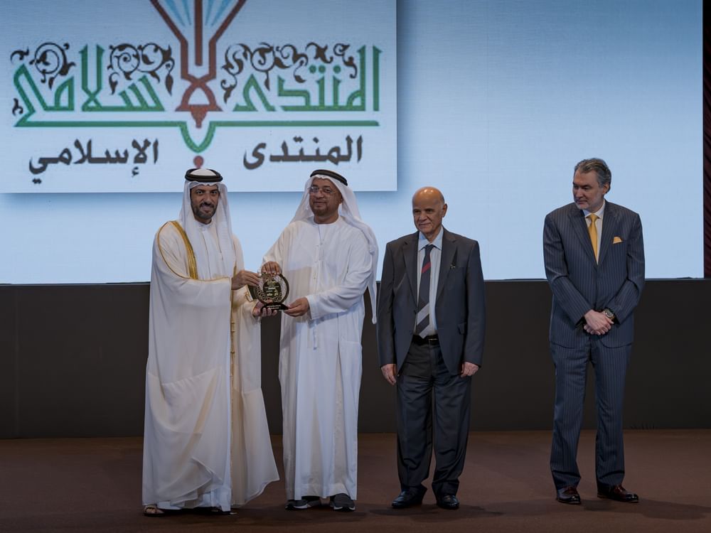 سلطان بن أحمد القاسمي يشهد انطلاق أعمال مؤتمر مقاصد القرآن الكريم بين التأصيل والتفعيل