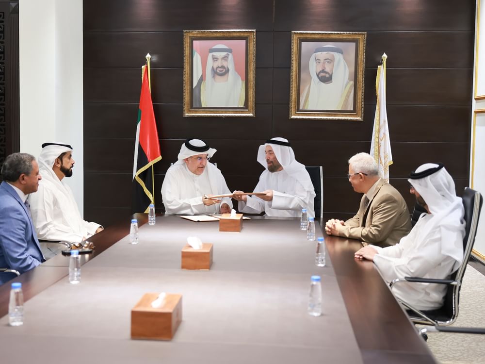 الجامعة القاسمية توقع مذكرة تفاهم مع جمعية المعلمين الإماراتية