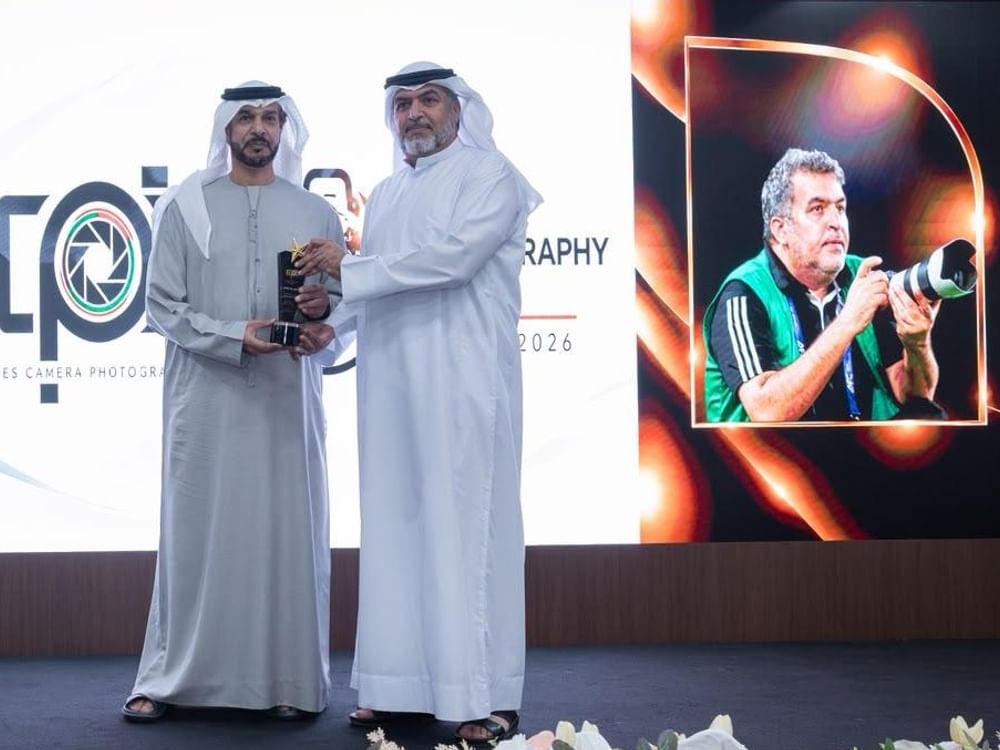 خليفة بن محمد بن خالد يكرم نخبة من المصورين تقديرا لإسهاماتهم في مجال التصوير