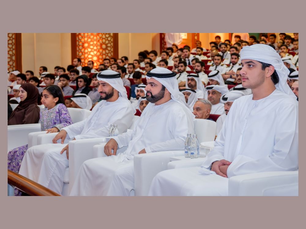 بحضور ولي عهد الفجيرة "مجلس محمد بن حمد الشرقي" يناقش دور الوعي المجتمعي في تعزيز الأمن السيبراني