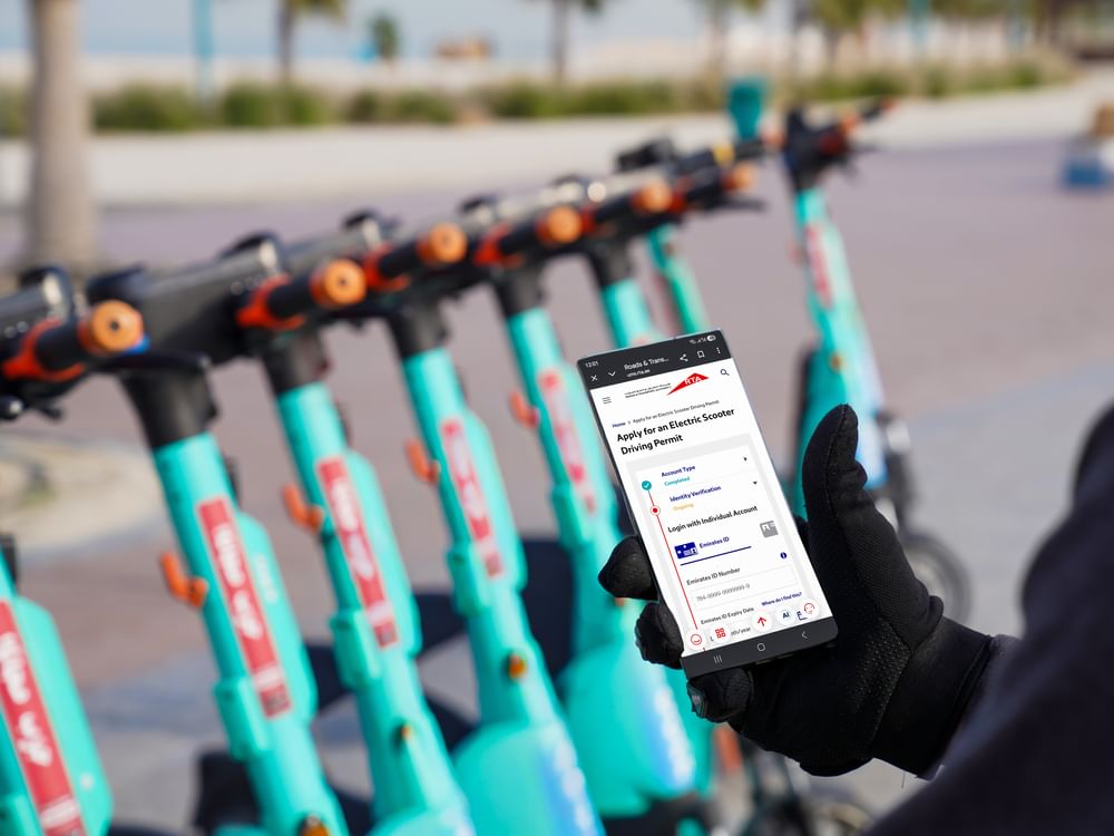 La RTA active le service de demande de permis pour la conduite des trottinettes électriques