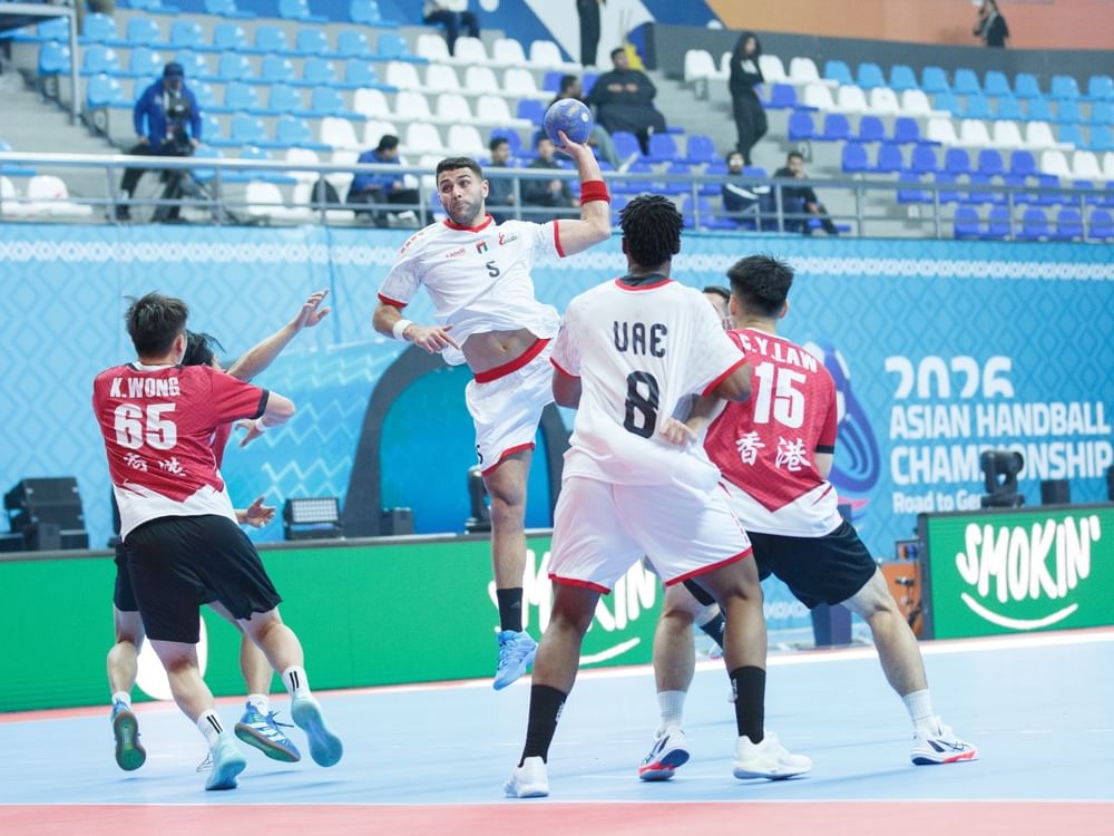 منتخب الإمارات يفتتح مشواره في آسيوية اليد بالفوز على هونج كونج