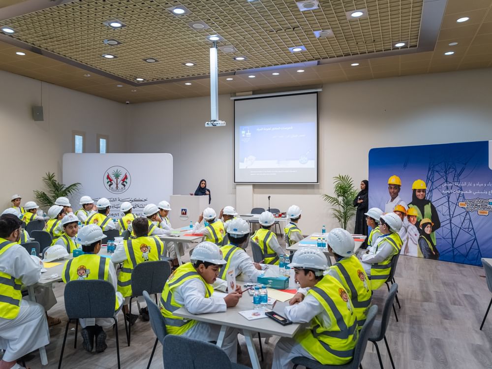 "كهرباء ومياه وغاز الشارقة" تطلق مخيم مهندس المستقبل بمشاركة أكثر من 100 طالب