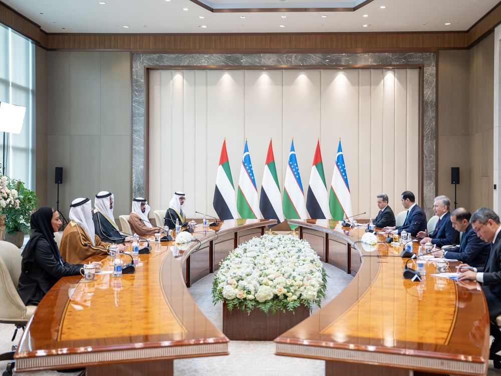 رئيس جمهورية أوزبكستان يستقبل وفد حكومة دولة الإمارات