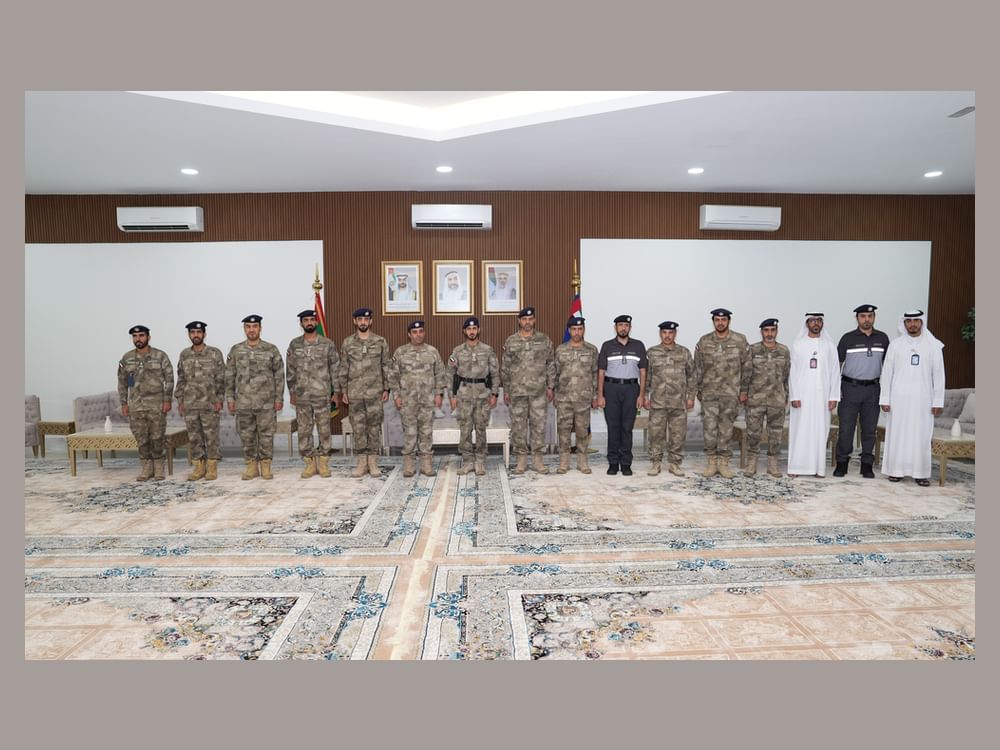 شرطة أبوظبي تناقش الجهود التطويرية للعمل الأمني بمنطقة الظفرة