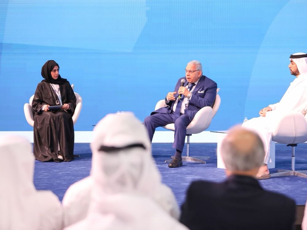 ندوة تحتفي بمساهمات