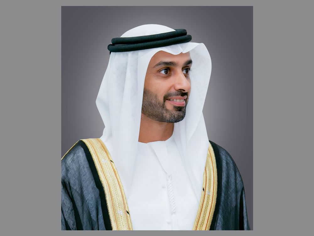 أحمد بن حميد: قواتنا المسلحة صمام أمان الوطن ودرعه المتين