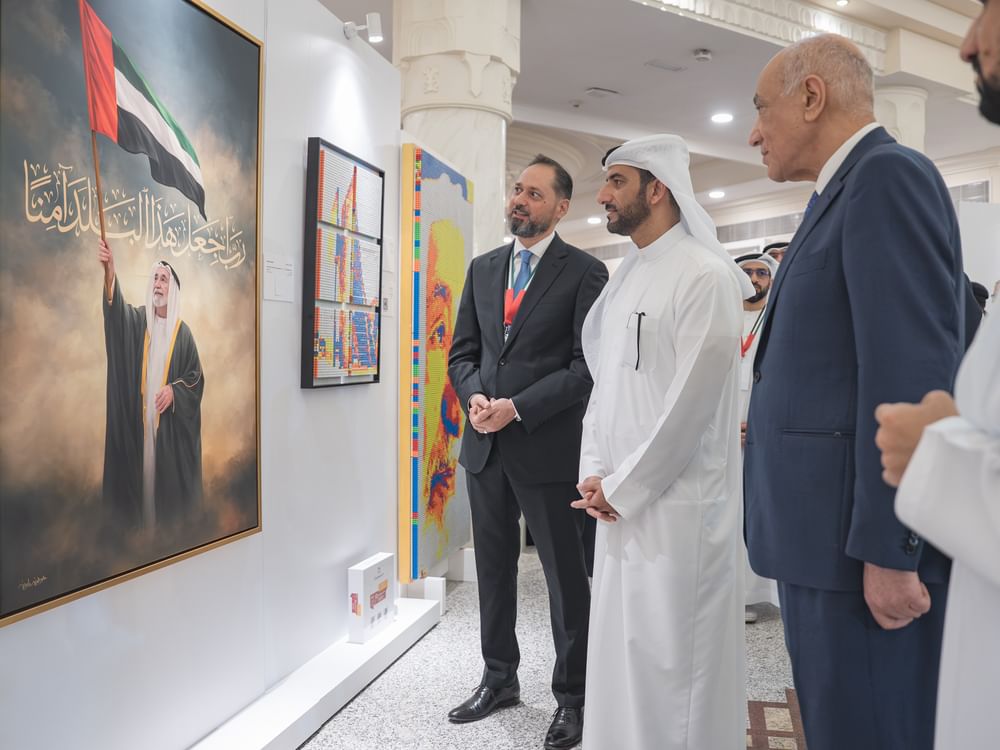 سلطان بن أحمد القاسمي يفتتح معرض حماة الوطن بجامعة الشارقة
