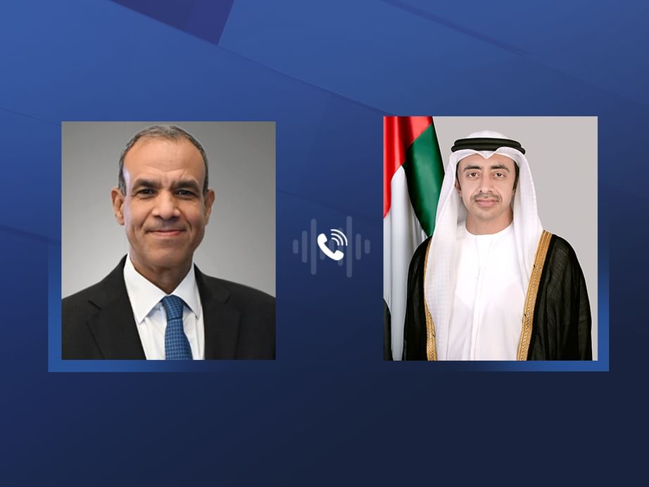 Abdullah bin Zayed discute situação na Síria com chanceler do Egito