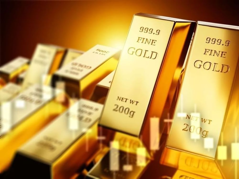 Gold prices decline on eve of Federal Reserve’s decision to raise interest rates