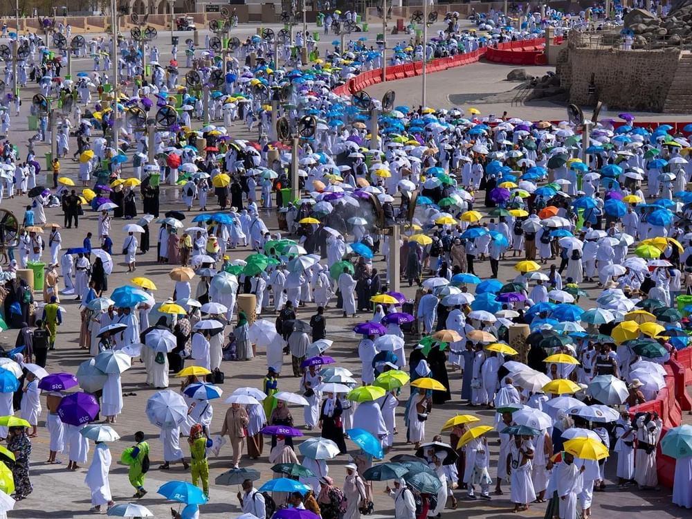 Pilgrims depart Arafat for Muzdalifah