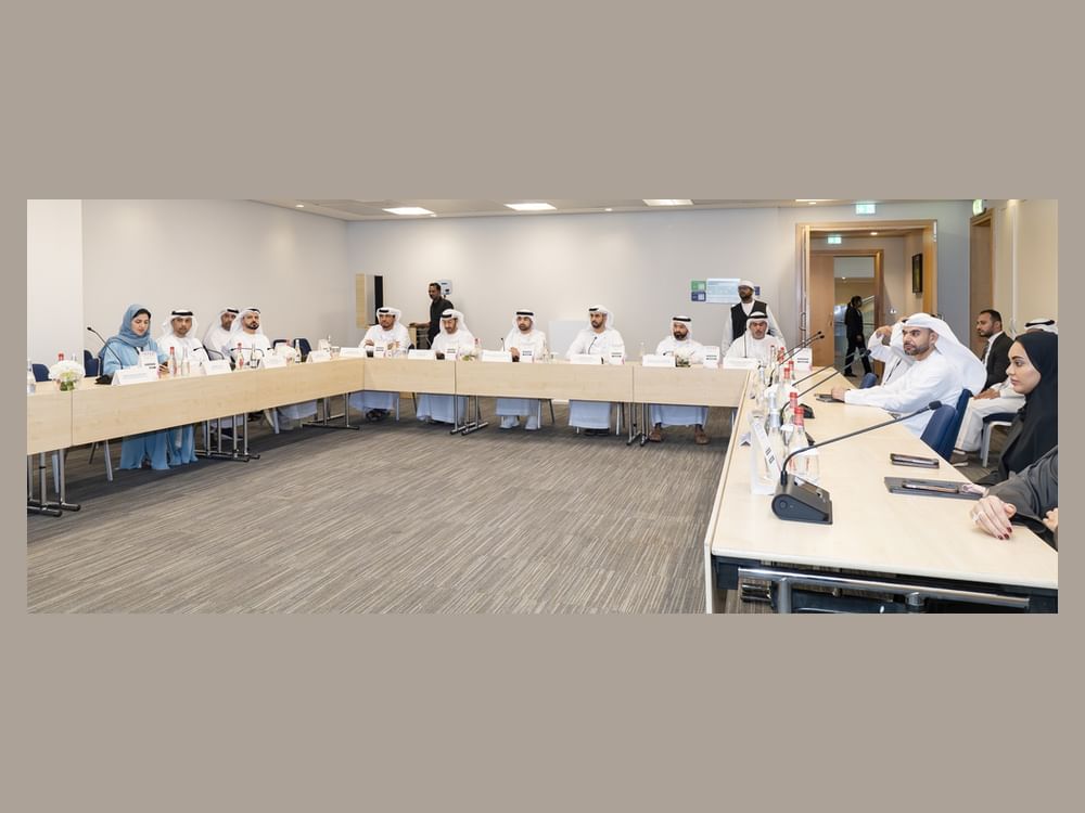 "الإمارات للذكاء الاصطناعي والتعاملات الرقمية" يبحث فرص التعاون والاستفادة من المنصات العالمية في "جيتكس"